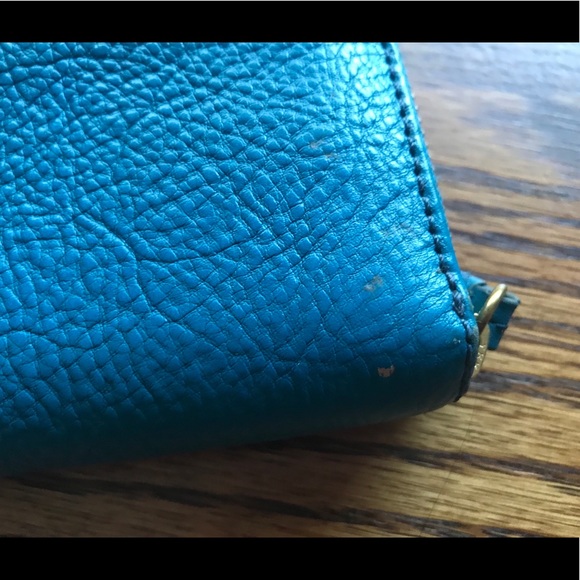 Blue Leather Fossil Wallet with Tan Interior - Picture 4 of 7